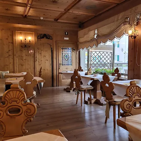 Suite In Hotel Cristallino מלון דירות